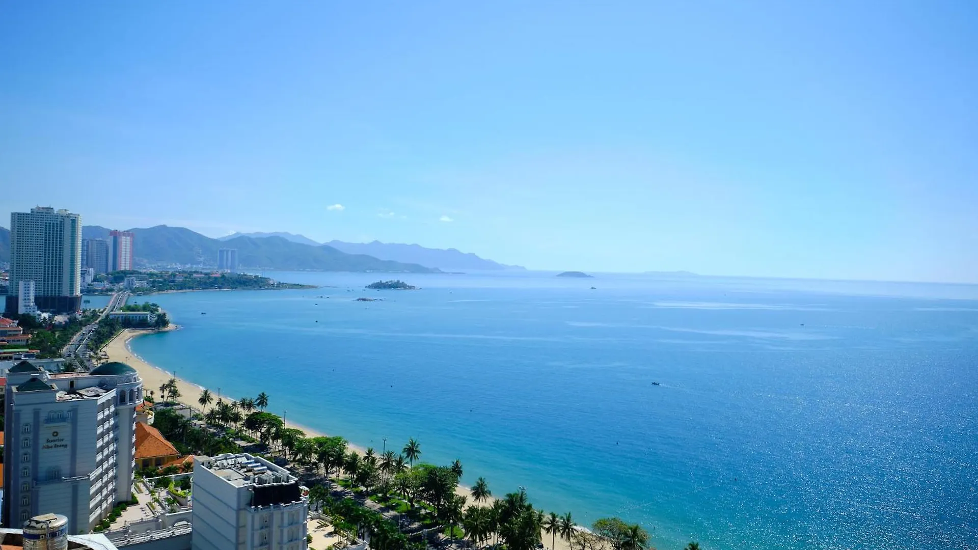 Ocean Sun Apartment - Gold Coast Nha Trang