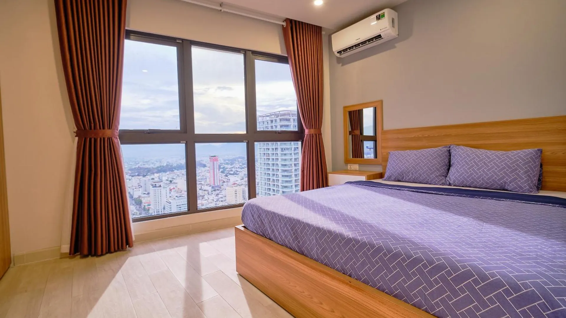 Ocean Sun Apartment - Gold Coast Nha Trang