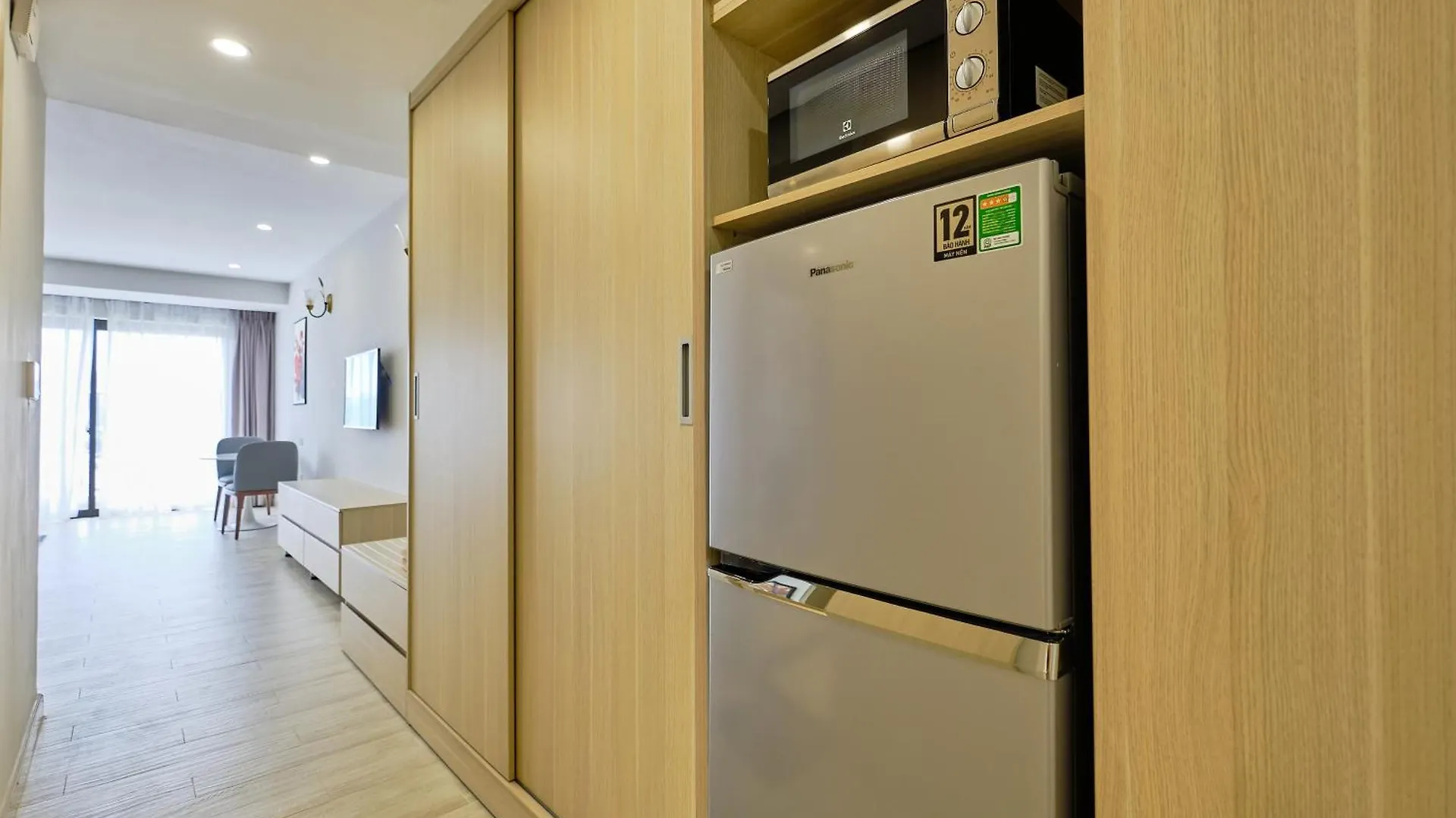 Ocean Sun Apartment - Gold Coast Nha Trang 0*,  Vietnam